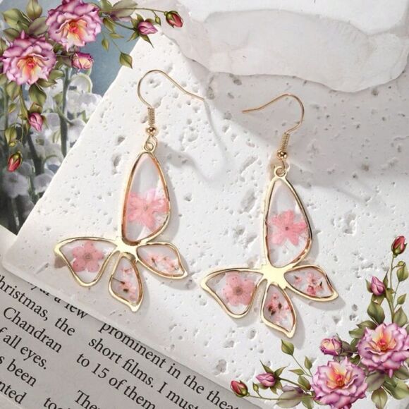 Butterfly Resin Dried Flower Pressed Earrings spring vibes - Picture 1 of 8